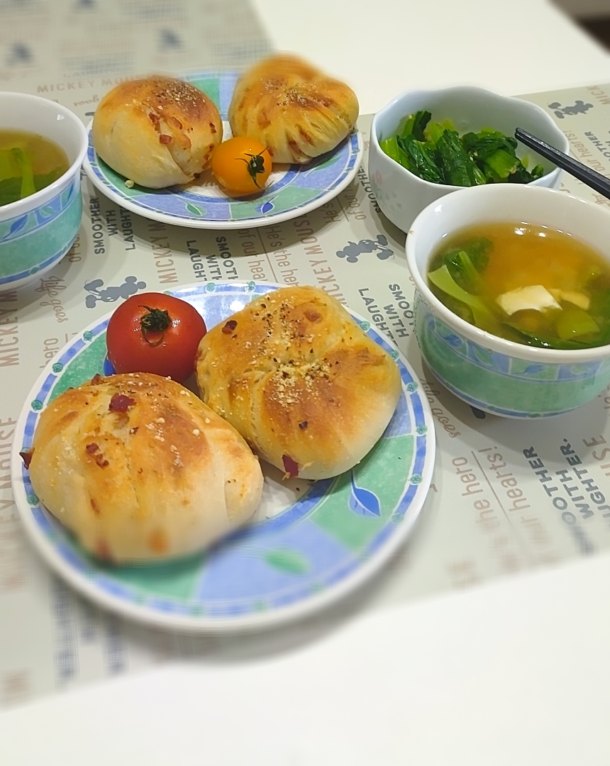 りるのんさんの料理 チーズロール🌸